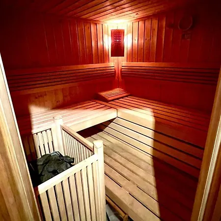 80 Holiday home